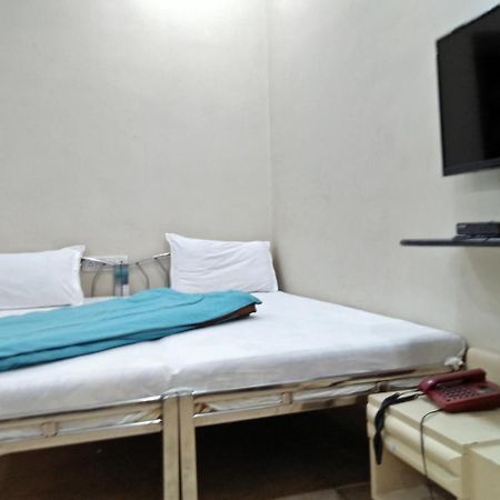 Hotel Blue Bird Colaba Mandve Exteriör bild