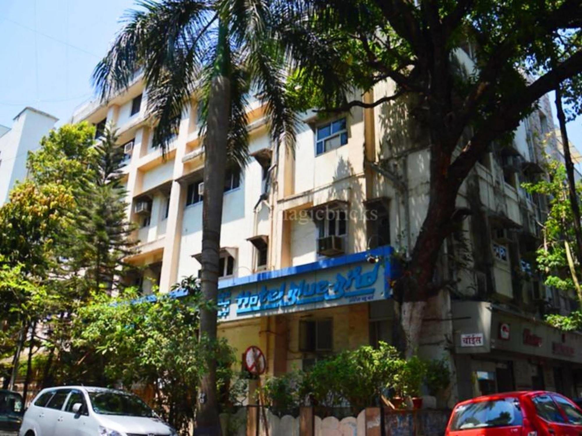 Hotel Blue Bird Colaba Mandve Exteriör bild