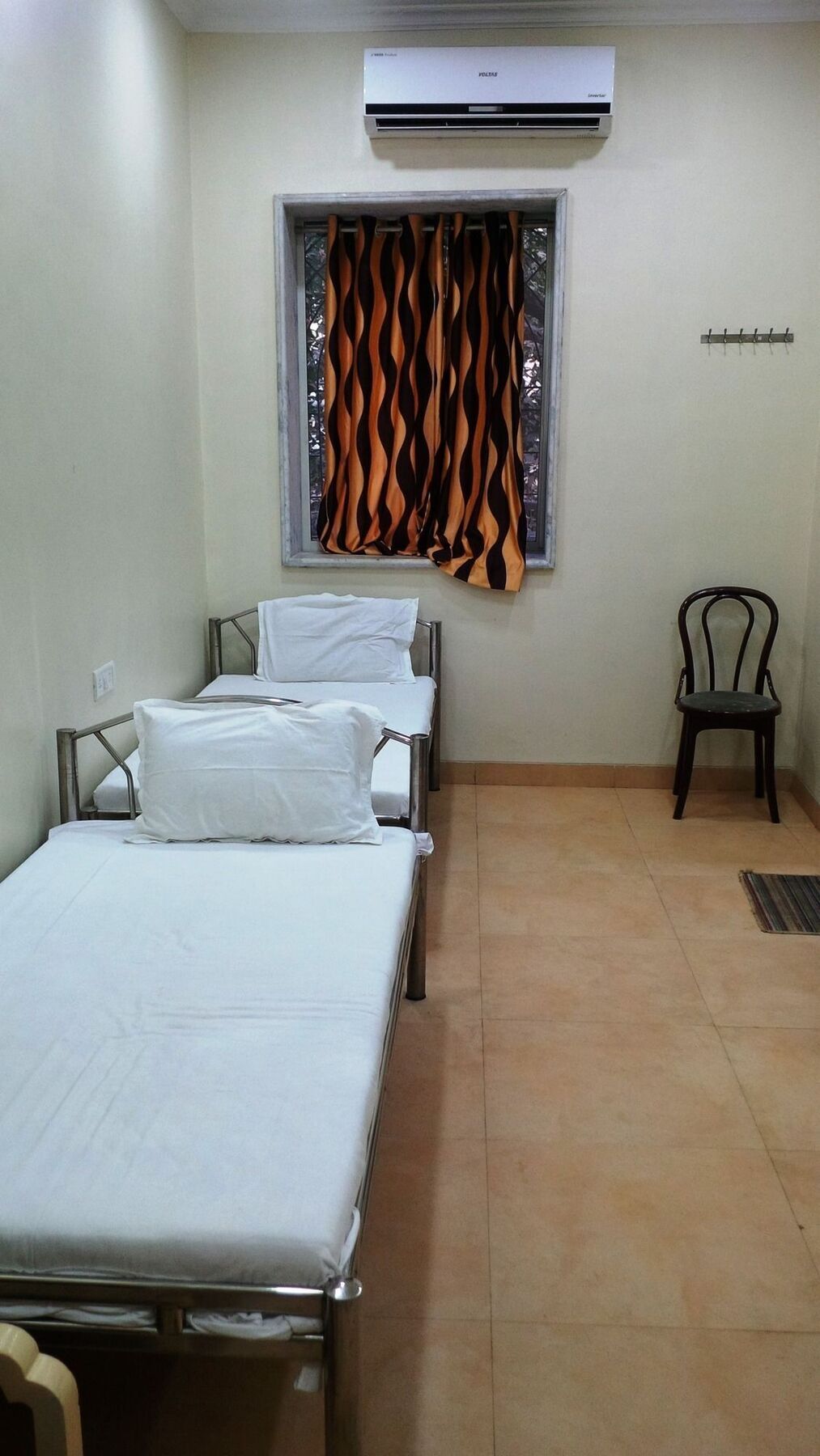 Hotel Blue Bird Colaba Mandve Exteriör bild