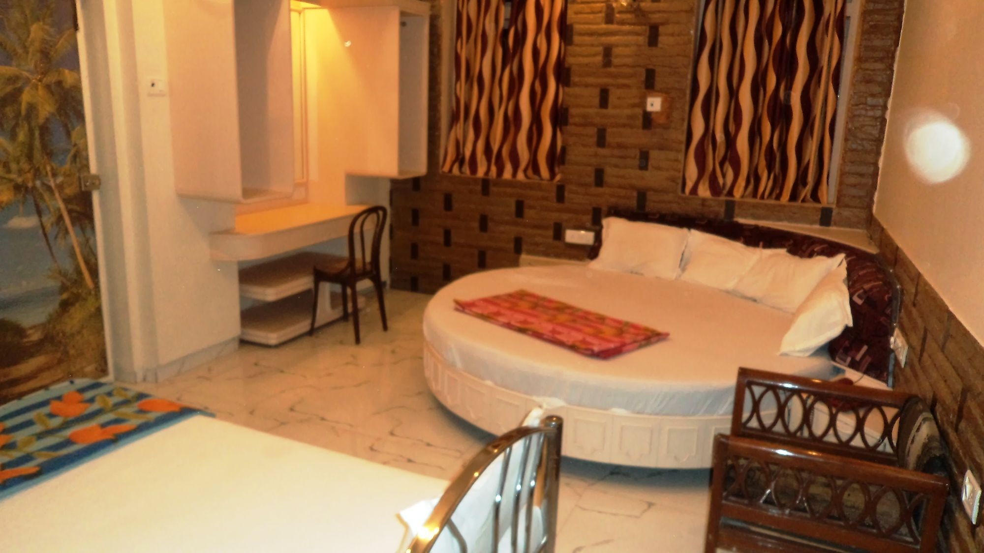 Hotel Blue Bird Colaba Mandve Exteriör bild
